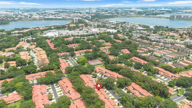 8237 BREEZE COVE LANE, Orlando, FL 32819