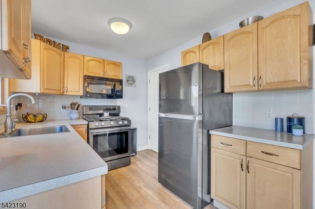 12 Overhill Rd, Belleville Twp., NJ 07109