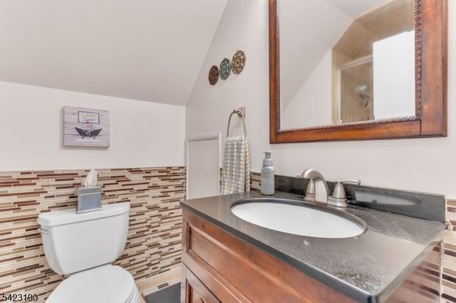 12 Overhill Rd, Belleville Twp., NJ 07109