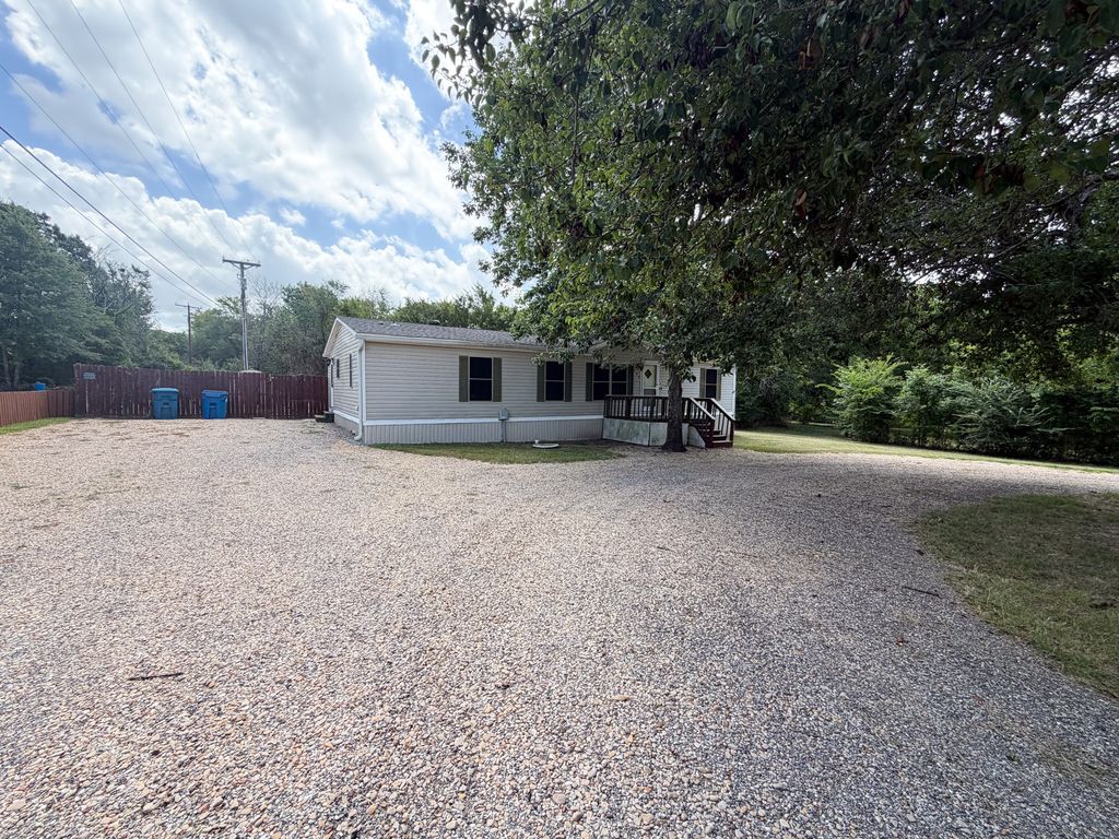 102 Acres Loop, Gun Barrel City, TX 75156