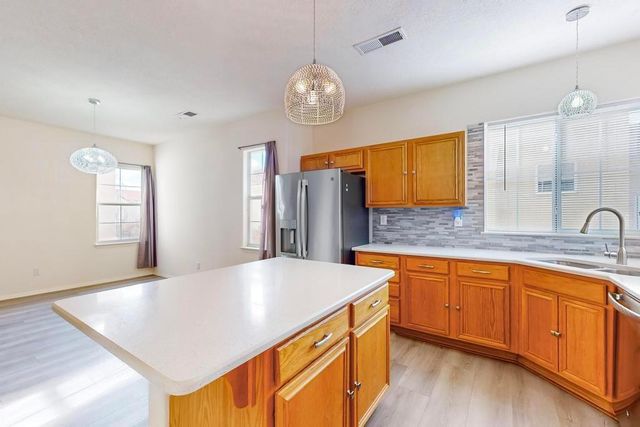 3233 Renaissance Drive SE, Rio Rancho, NM 87124