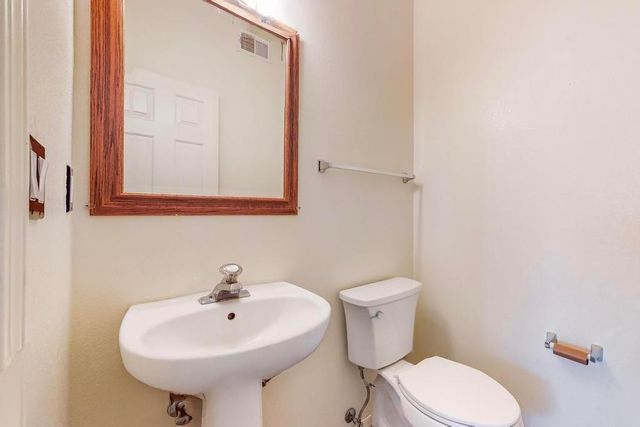 3233 Renaissance Drive SE, Rio Rancho, NM 87124