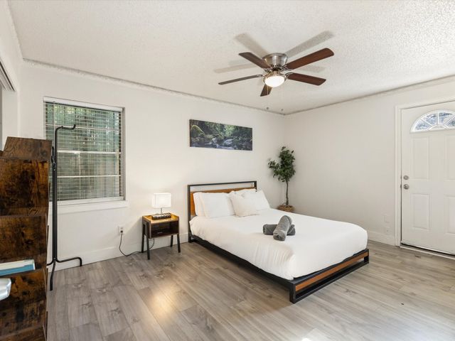 3614 Parader Court, Dallas, TX 75228