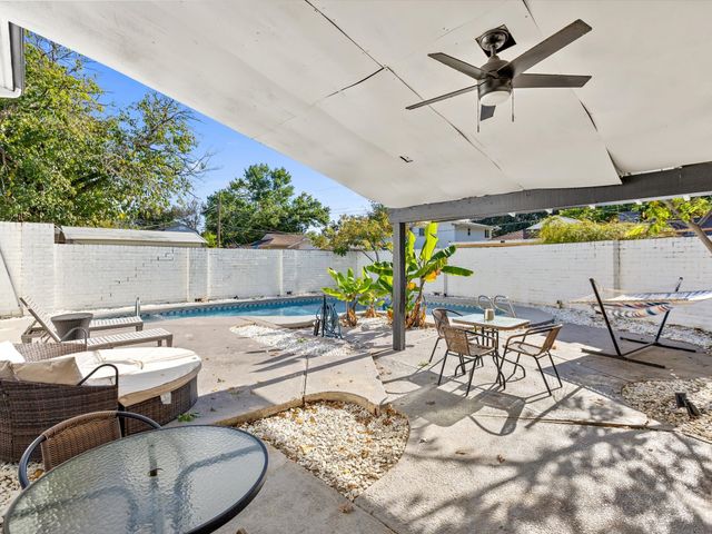 3614 Parader Court, Dallas, TX 75228