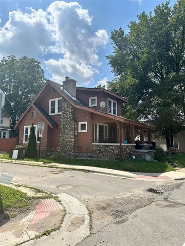 352 N Perry, Pontiac, MI 48342