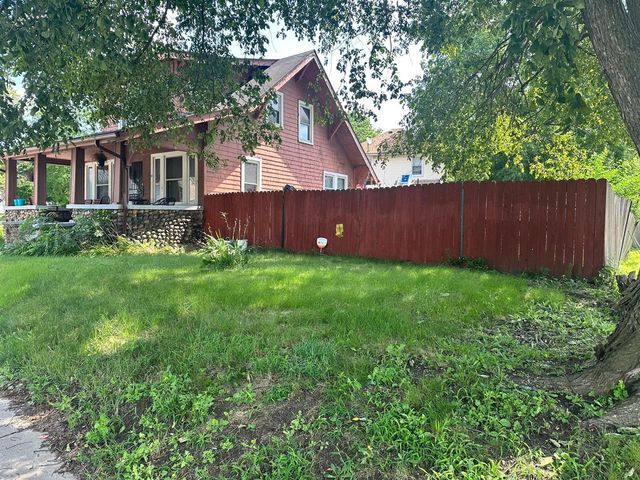 352 N Perry, Pontiac, MI 48342