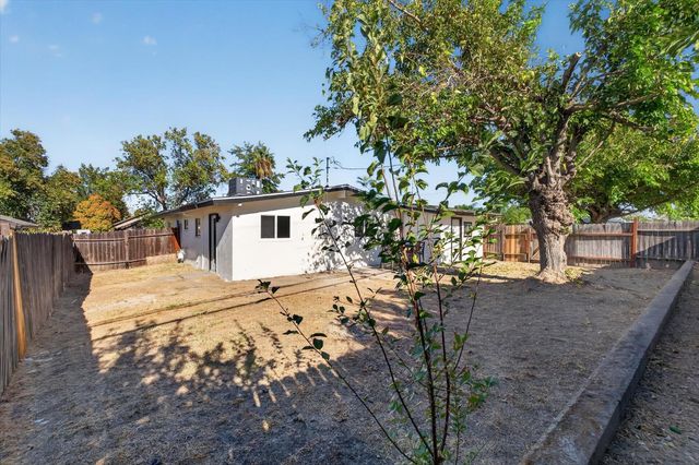 6501 Stoneman Dr, North Highlands, CA 95660