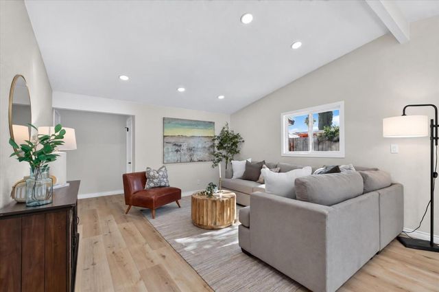 6501 Stoneman Dr, North Highlands, CA 95660