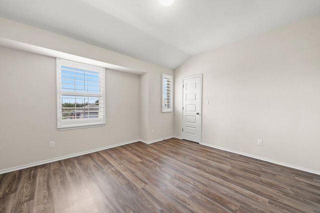 145 Goldfinch DR, San Marcos, TX 78666