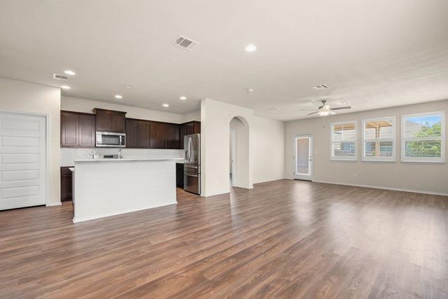 145 Goldfinch DR, San Marcos, TX 78666