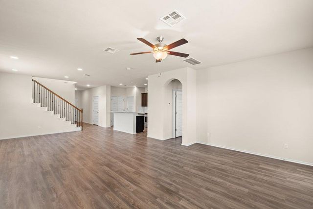 145 Goldfinch DR, San Marcos, TX 78666