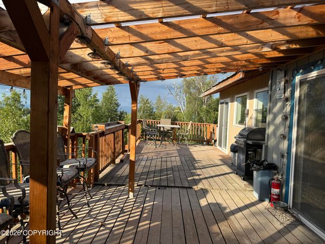 16995 W Lighthouse Drive, Big Lake, AK 99652