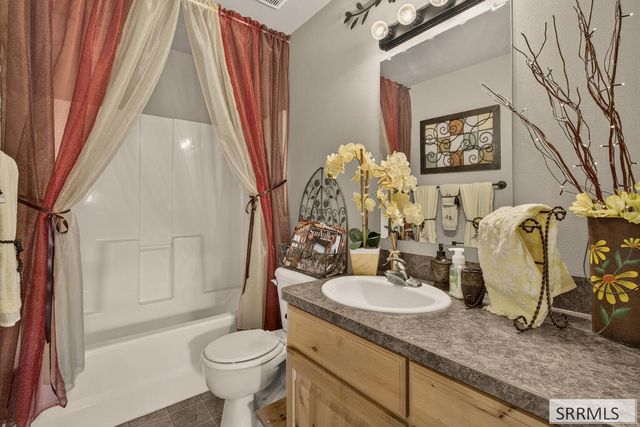 1367 Drystone Drive, Idaho Falls, ID 83401