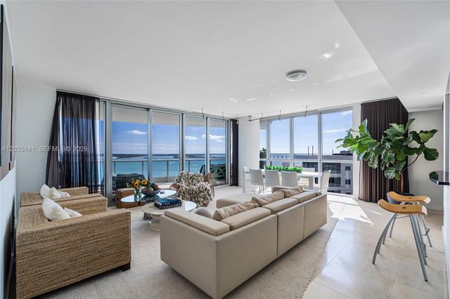 1331 Brickell Bay Dr 1611, Miami, FL 33131