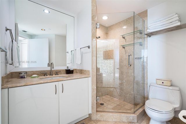 1331 Brickell Bay Dr 1611, Miami, FL 33131