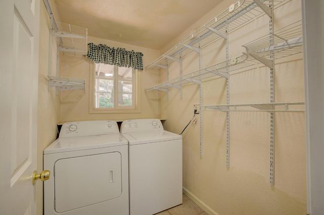 15241 Magnolia Rd, Grass Valley, CA 95949