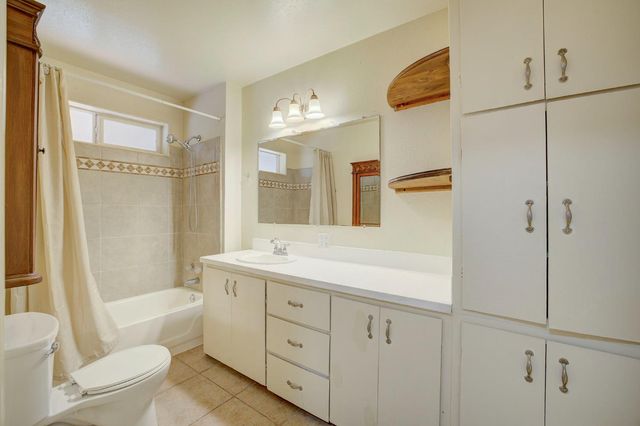 15241 Magnolia Rd, Grass Valley, CA 95949
