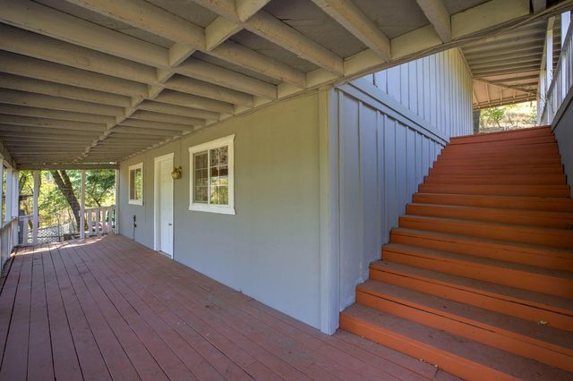 15241 Magnolia Rd, Grass Valley, CA 95949