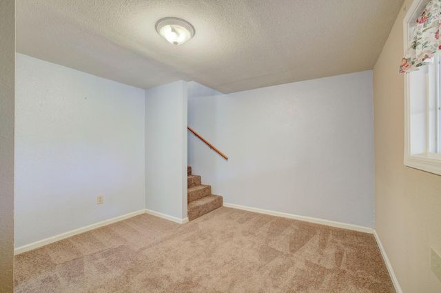 15241 Magnolia Rd, Grass Valley, CA 95949
