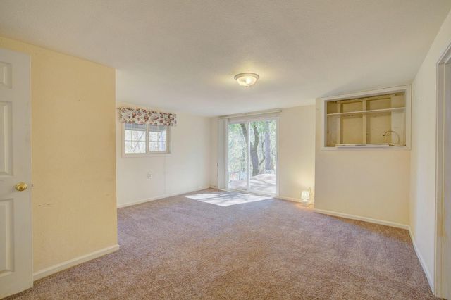 15241 Magnolia Rd, Grass Valley, CA 95949