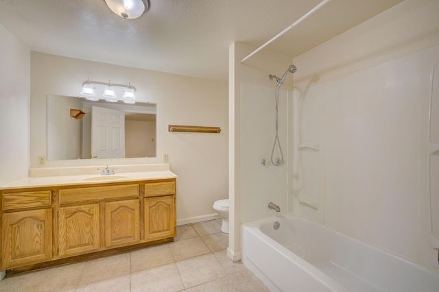 15241 Magnolia Rd, Grass Valley, CA 95949