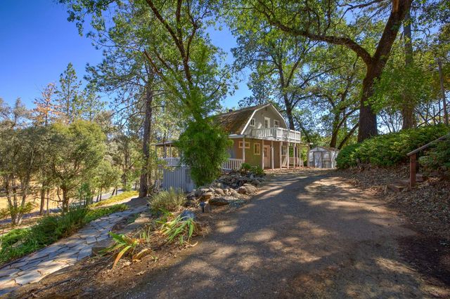 15241 Magnolia Rd, Grass Valley, CA 95949