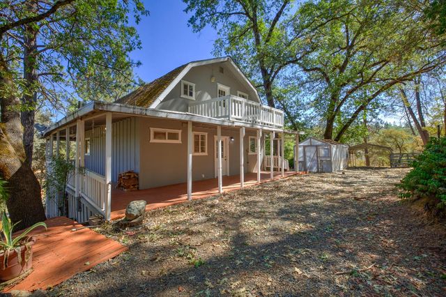 15241 Magnolia Rd, Grass Valley, CA 95949