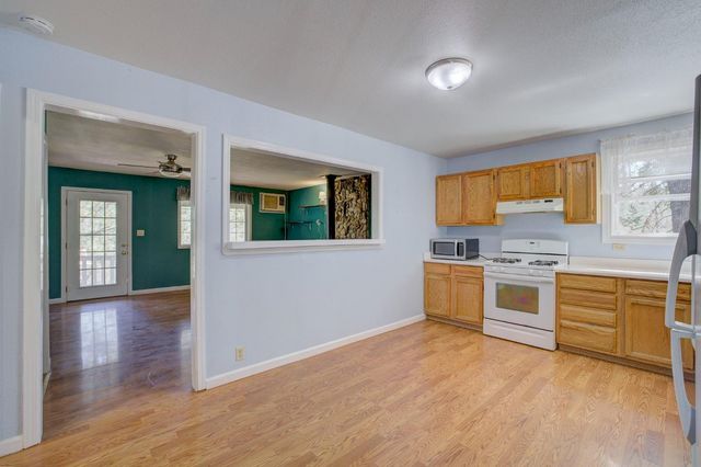 15241 Magnolia Rd, Grass Valley, CA 95949