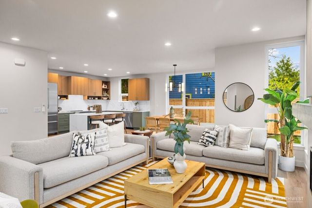 14027 1st Avenue NW, Seattle, WA 98177