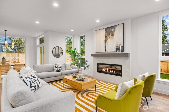 14027 1st Avenue NW, Seattle, WA 98177