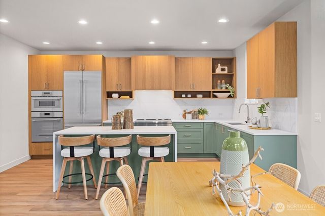 14027 1st Avenue NW, Seattle, WA 98177