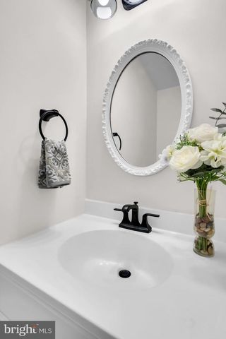26 TIMBER ROCK RD, Gaithersburg, MD 20878