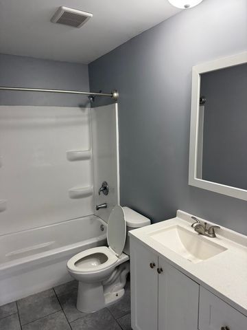 10320 Mansfield Avenue, Oak Lawn, IL 60453