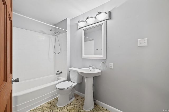 717 W Allen Street, Bloomington, IN 47403