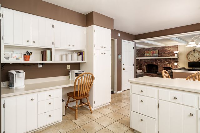 4552 Sunderman Road, Rockford, IL 61114