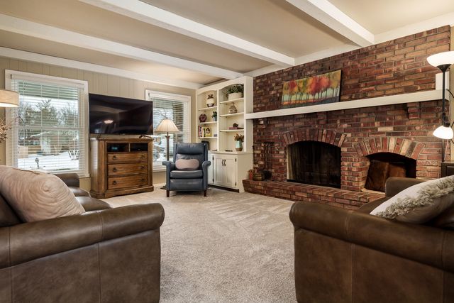 4552 Sunderman Road, Rockford, IL 61114