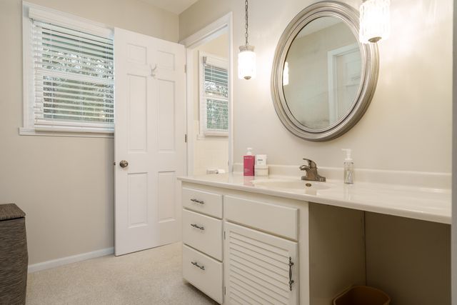 4552 Sunderman Road, Rockford, IL 61114