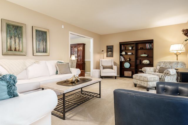 4552 Sunderman Road, Rockford, IL 61114