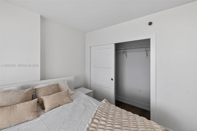 2401 Collins Ave 602, Miami Beach, FL 33140