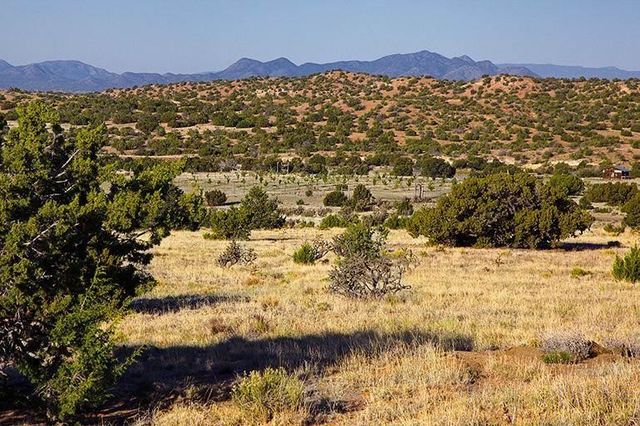 54 Southern Crescent, Lamy, NM 87540