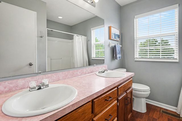 5616 Royal Ct, Hermitage, TN 37076