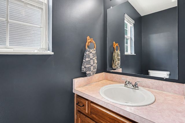 5616 Royal Ct, Hermitage, TN 37076
