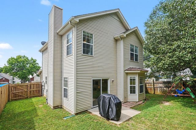 5616 Royal Ct, Hermitage, TN 37076