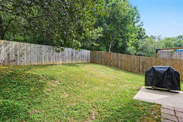 5616 Royal Ct, Hermitage, TN 37076
