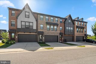 8124 BOCK FARM PL, Alexandria, VA 22306