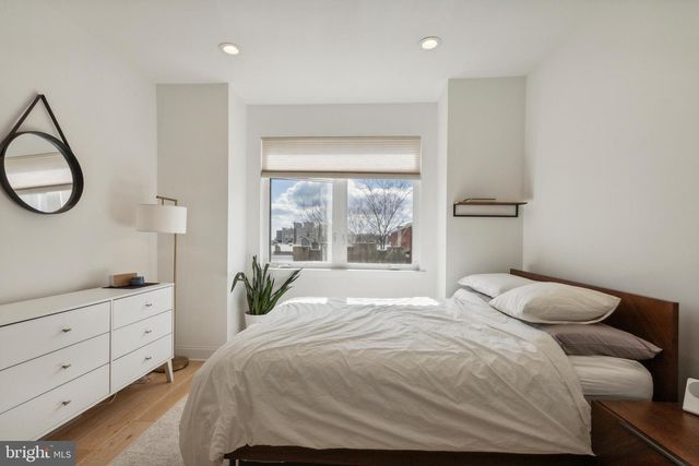 2145 CROSS ST, Philadelphia, PA 19146