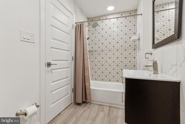2145 CROSS ST, Philadelphia, PA 19146