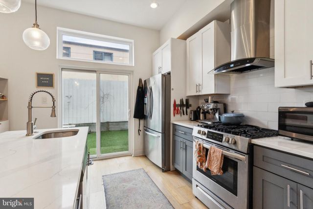 2145 CROSS ST, Philadelphia, PA 19146