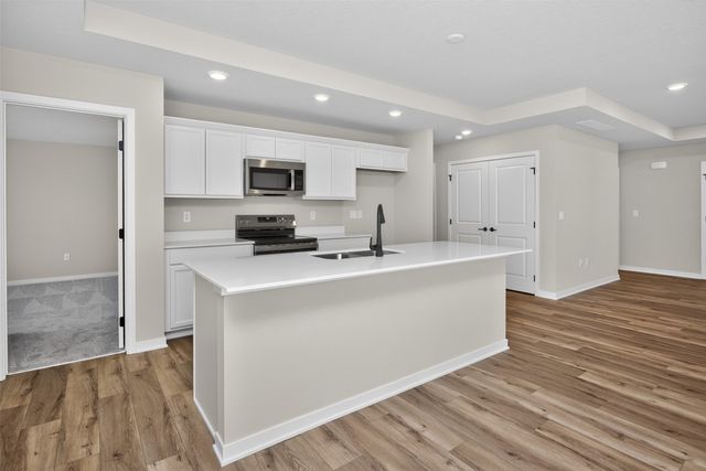 2204 Legacy Drive, Norwalk, IA 50211