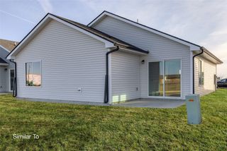 2204 Legacy Drive, Norwalk, IA 50211